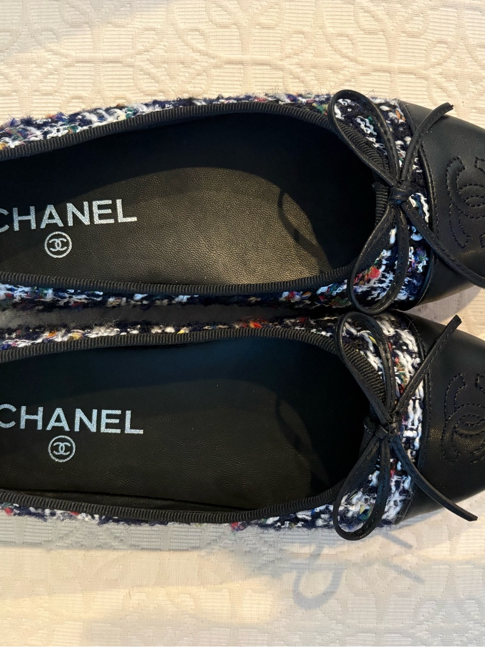 Replica CHANEL Black Leather Cap-Toe Tweed Ballet Flats with Multicolor Trim